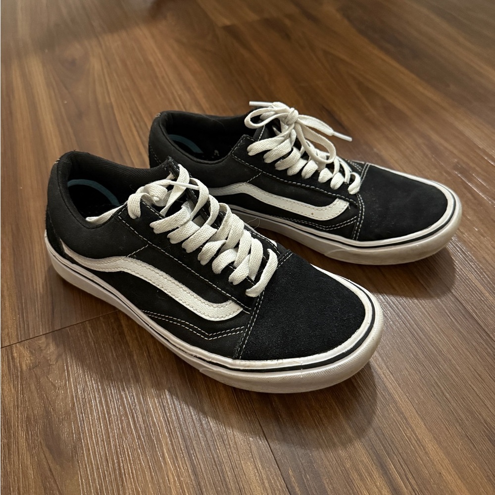 Vans Old Skool Comfy Cush Women's Sneakers
